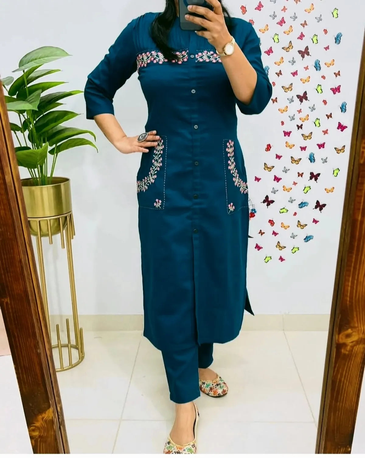 Jaipur Kurta Stylish embroidered cotton kurti with pant set