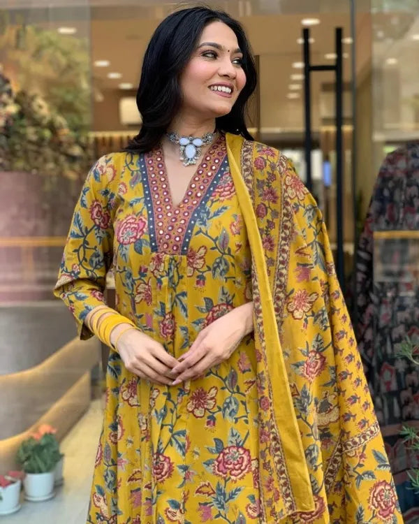 Jaipur Kurta Yellow Cotton Printed Kurta and Pant With Cotton Mulmul Dupatta For Women