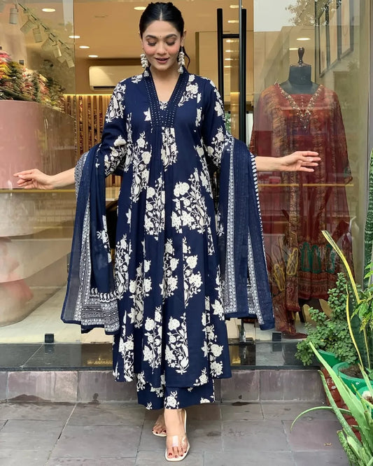 Jaipur Kurta Blue Cotton Printed Kurta And Pant With Mulmul Dupatta For Women