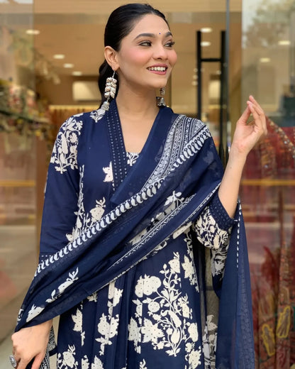Jaipur Kurta Blue Cotton Printed Kurta And Pant With Mulmul Dupatta For Women