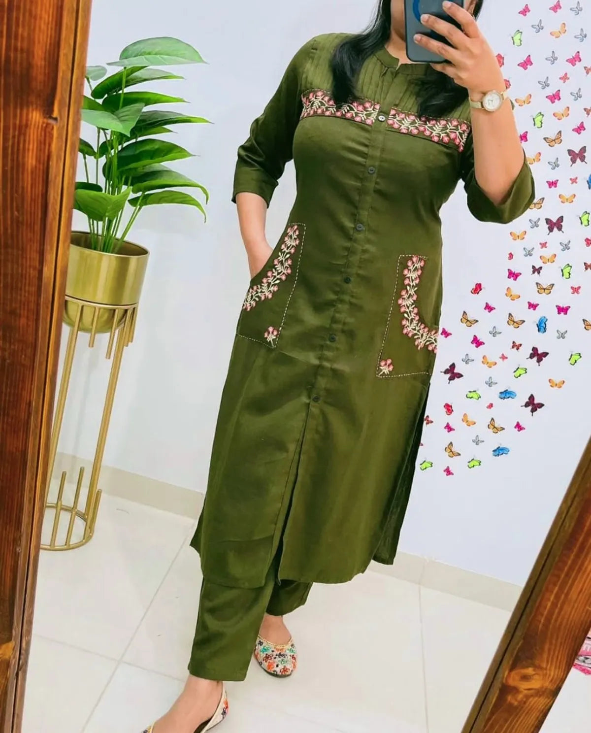 Jaipur Kurta Stylish embroidered cotton kurti with pant set