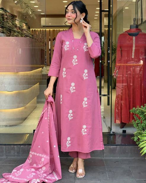 Jaipur Kurta Pink Beautiful Pure Cotton Kurta Pant Suit With Dupatta