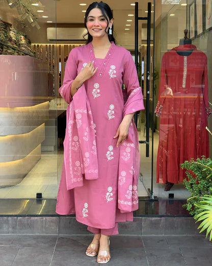 Jaipur Kurta Pink Beautiful Pure Cotton Kurta Pant Suit With Dupatta